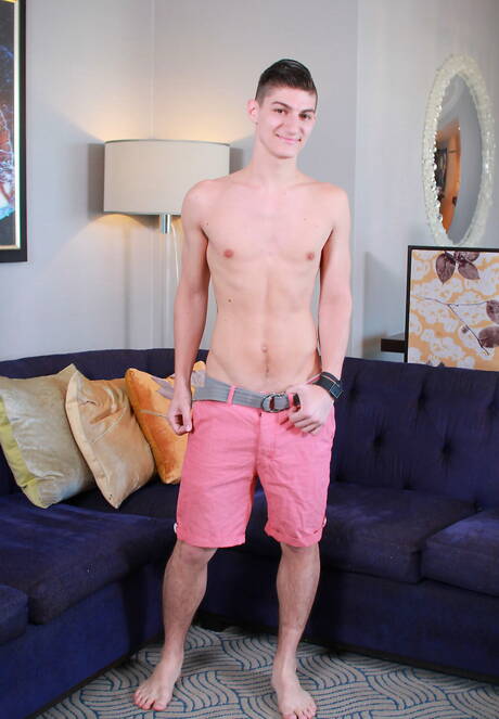 Twink Shorts Pictures