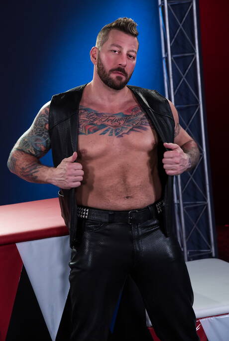 Twink Leather Pictures